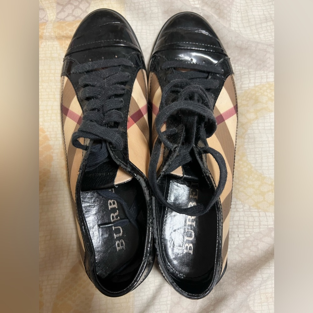 Burberry shoes, size38